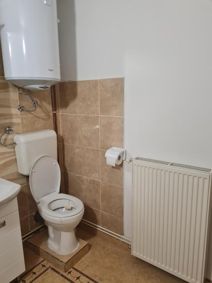 Apartman Nika Otocac Bagian luar foto